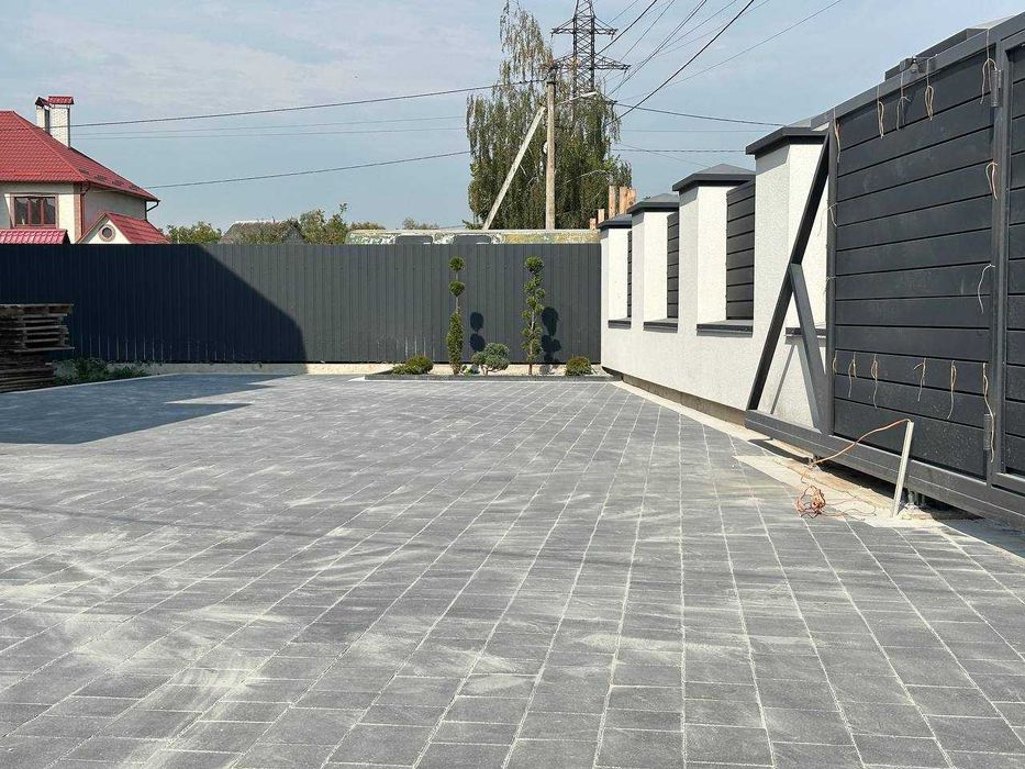 Продається окремий будинок в Крихівцях!