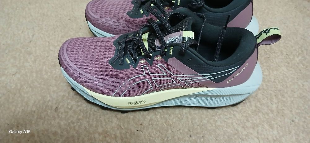 Кросівки Asics,р 40,оригінал