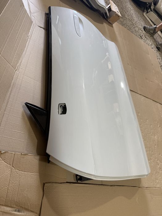 Передня ліва дверка для Porsche taycan 4s, turbo