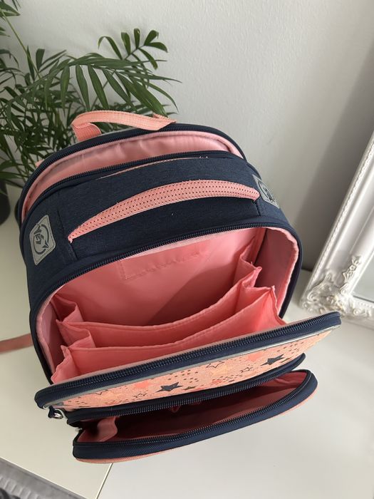 Шкільний рюкзак, ортопедична напівкаркасна спинка