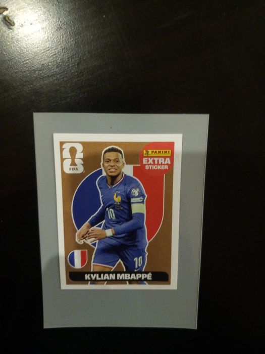 Kylian Mbappé bronze