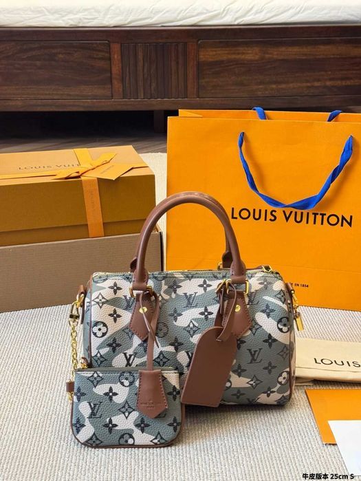 Продам сумку в стилі Louis Vuitton Speedy 25
