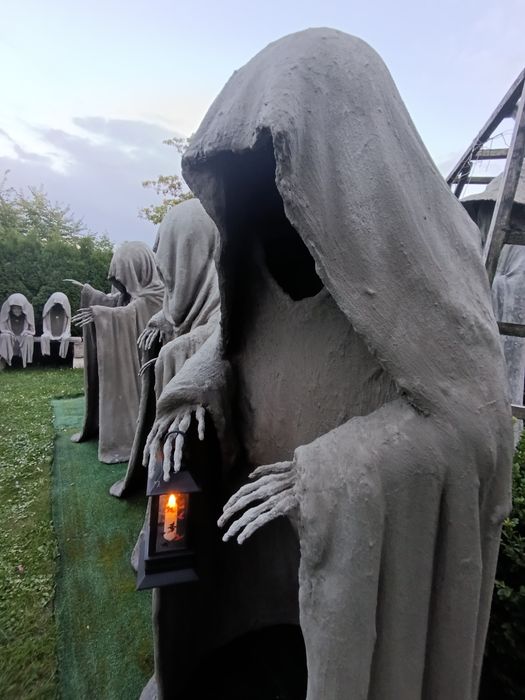 Figura cementowa rękodzieło duszek zjawa
