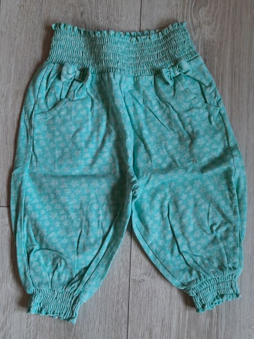 Zielone letnie spodnie 5.10.15 r. 68