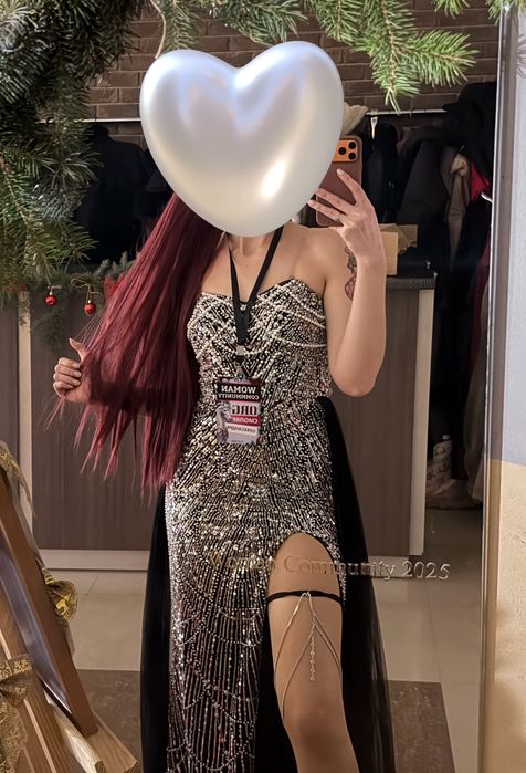 Випускне вечірнє плаття чорне, блискуче