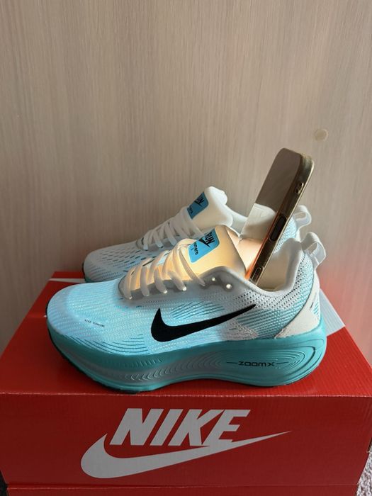 Жіночі кросівки Найк Nike Air Zoom X  Vomero 18  37,38,39,40