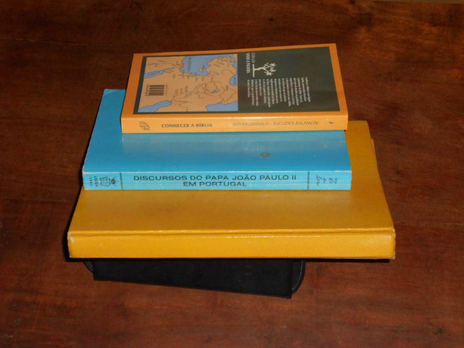Livros religiosos sobre biblia Papa Joao Paulo II etc