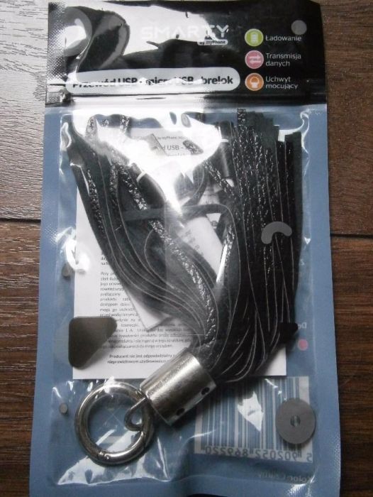 Przewód USB micro USB brelok na breloku breloczek Smarty