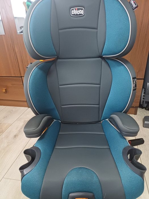 Автокрісло Chicco Kid Fit група 2/3 (18-50 кг) 4-12 років