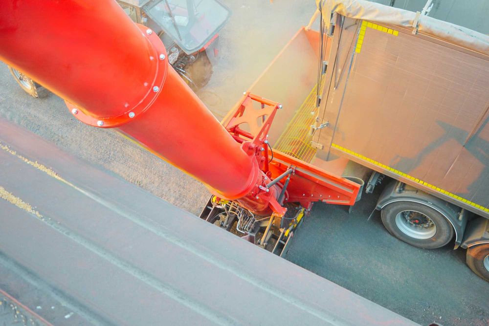 Kosz przyjęciowy kontener KOBZARENKO BNP-3 Przeładunek zboża 250t/h