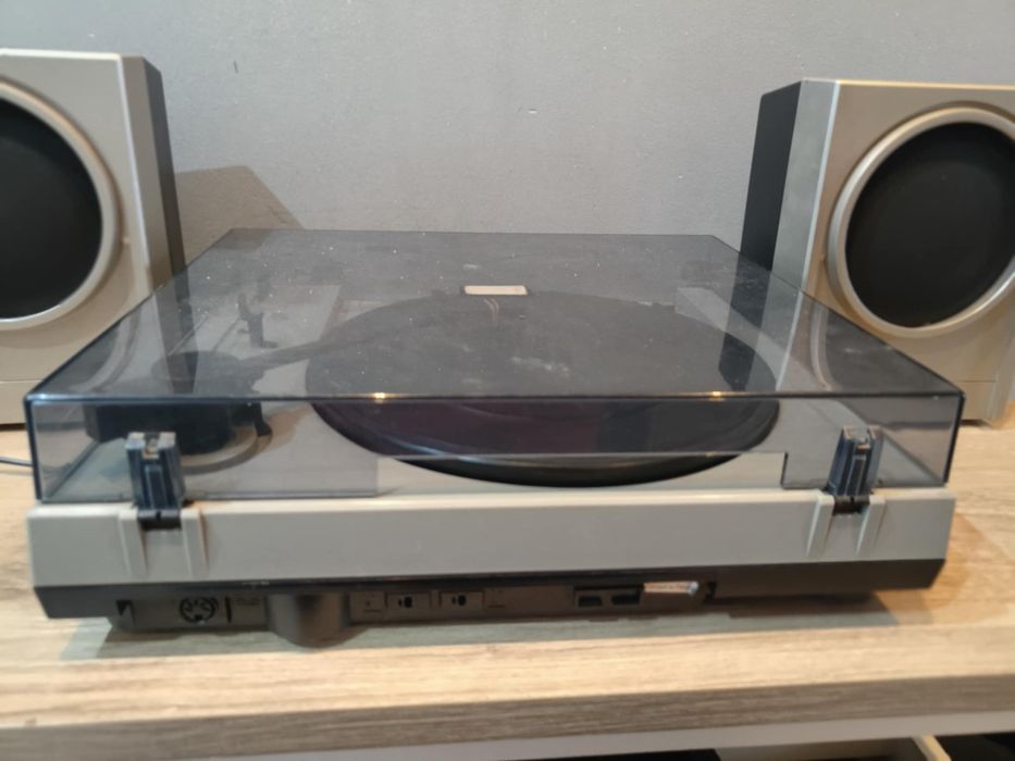 Gramofon UNITRA z głośnikami