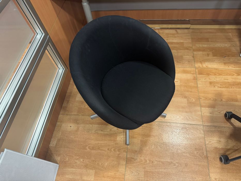 Cadeira giratória IKEA Skruvsta