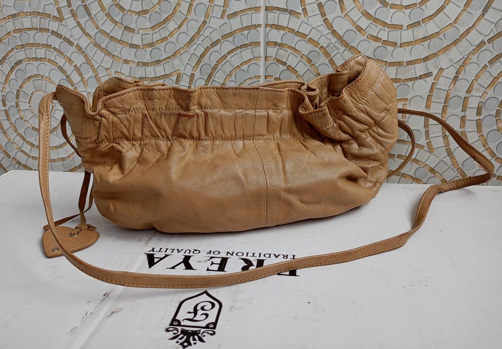 Женская сумка, натуральная кожа, канадского бренда ALDO