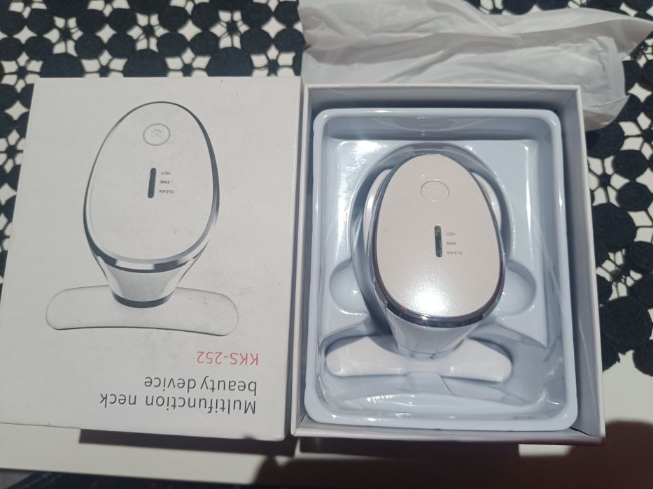 Masażer soniczny do ujedrnienia