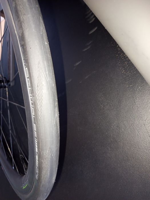 Шини шосейні для велосипеда