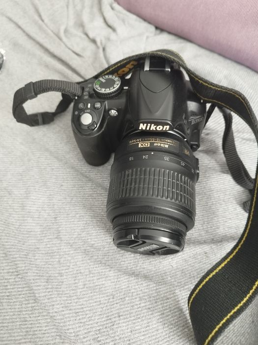 Máquina Fotográfica Nikon D3100