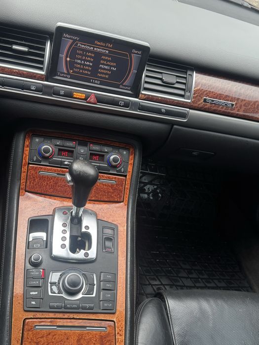 продам AUDI A8S8 4.2