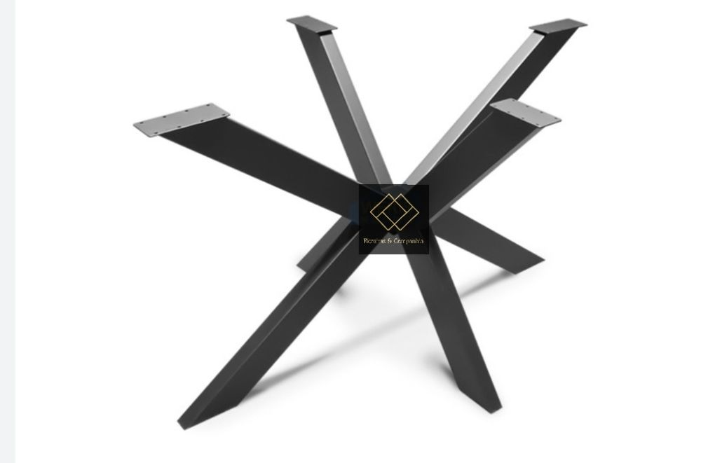 Estruturas mesa em metal