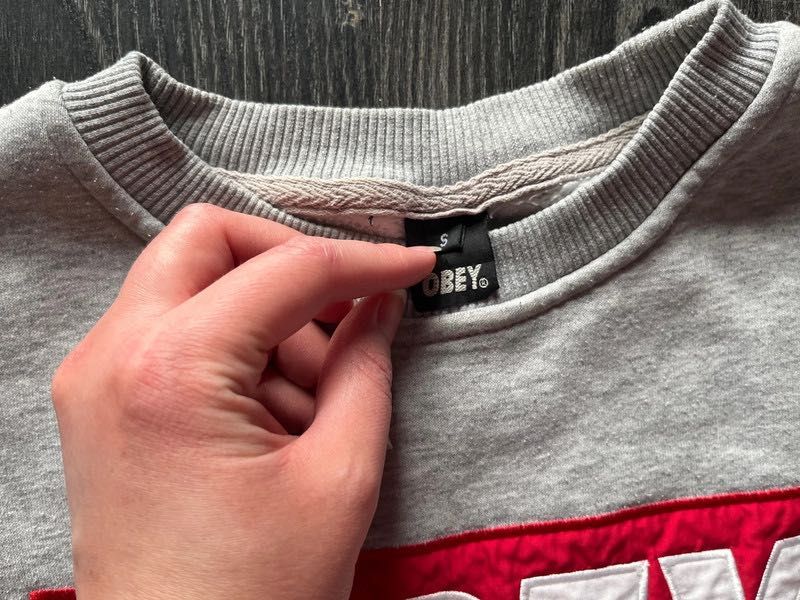 Obey bluza szara