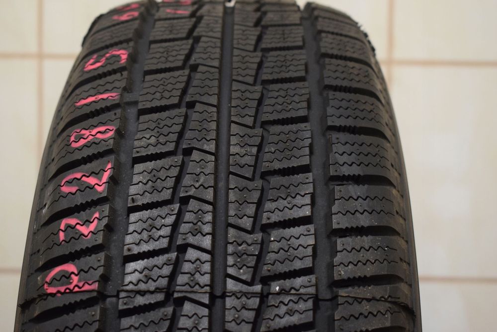 R16C 215/60 Hankook Winter RW06 103/101T Wysyłka gratis!