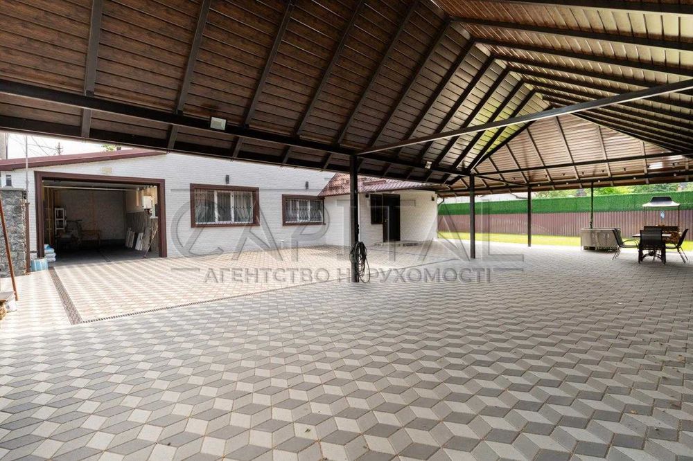 Сучасний будинок 190 м² на 7 сотках у Бортничах.