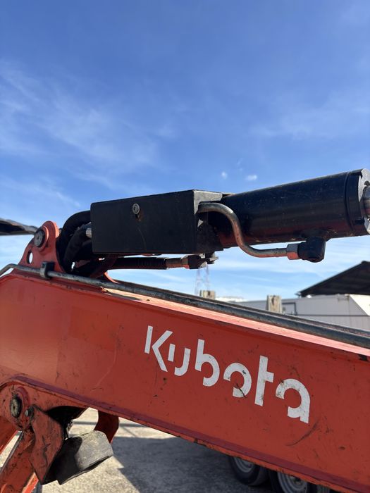 Mini giratoria Kubota U-27