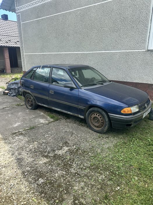 Opel  , заводиться та іде ,