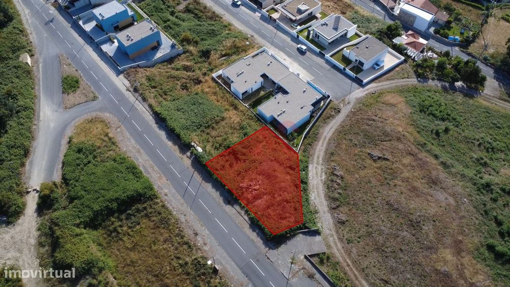 Terreno para Construção em Ruivães, Vila Nova de Famalicão com 357 m²