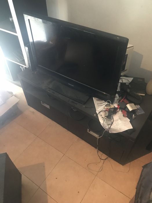 Tv lcd , usada em bom estado de fucionamento, aprovei te esta oportini