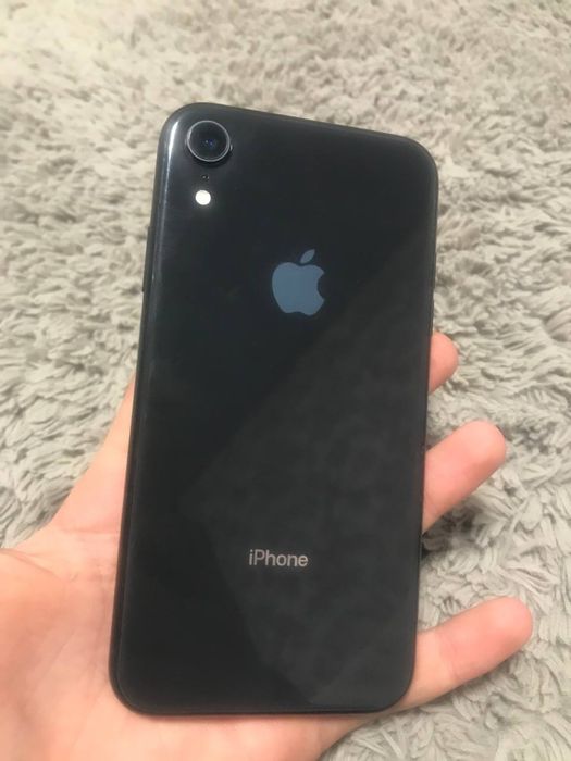 Продам айфон хр на 128 gb