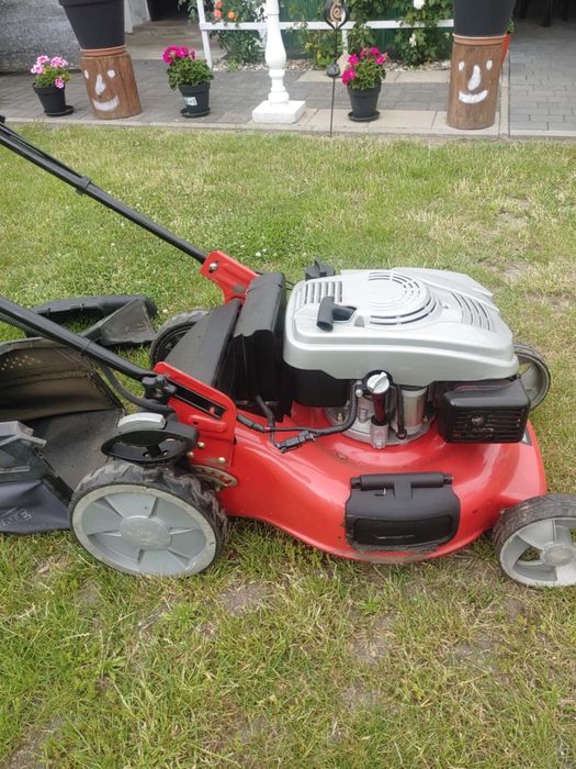 Kosiarka spalinowa jak nowa z napędem