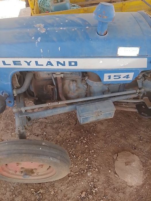 Venda trator leyland