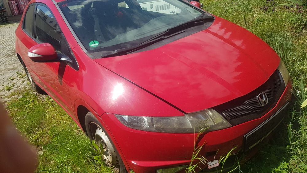Honda civic ufo  benzyna 2010rok