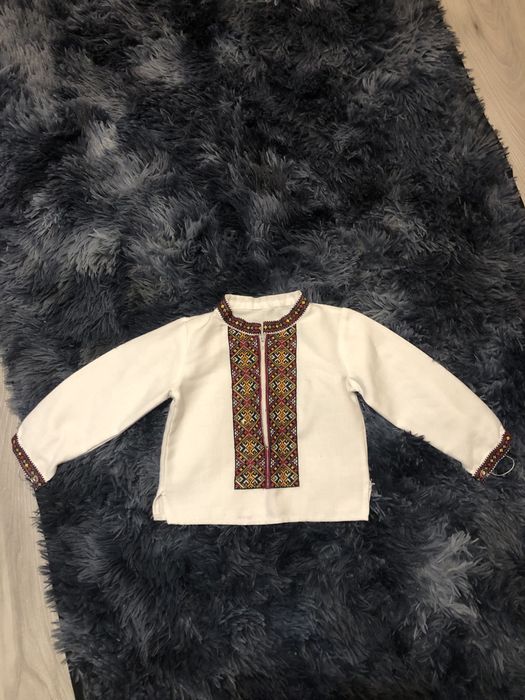 Продам дитячу вишиту сорочку