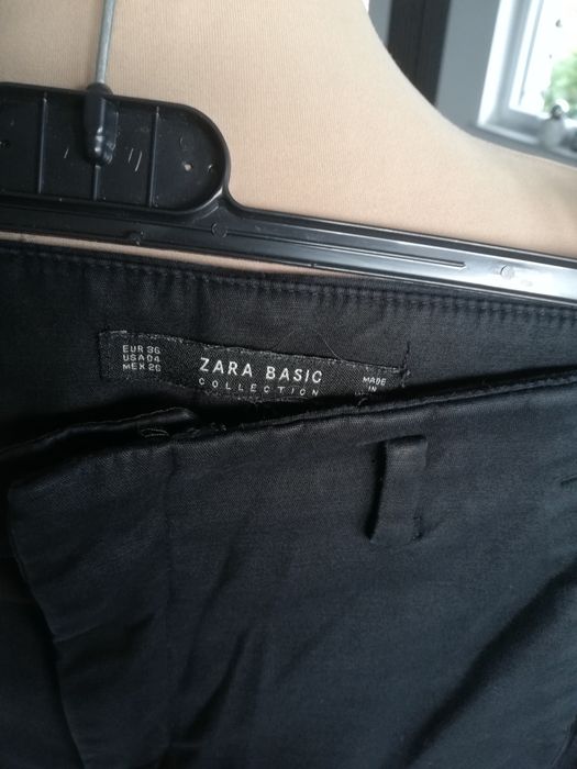 R. 36 Zara czarne chinosy damskie