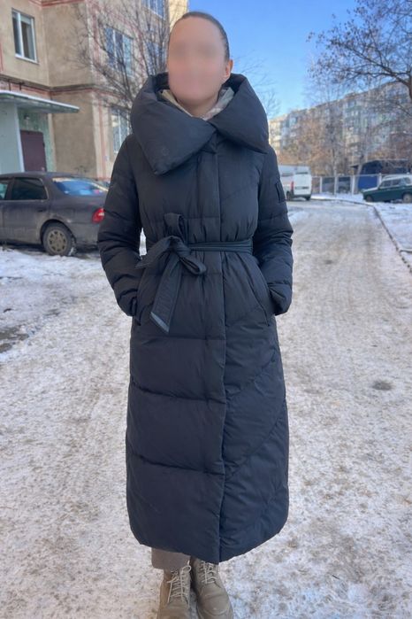 Зимова тепла жіноча куртка