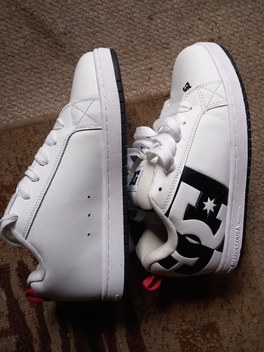 Buty sportowe , adidasy DG