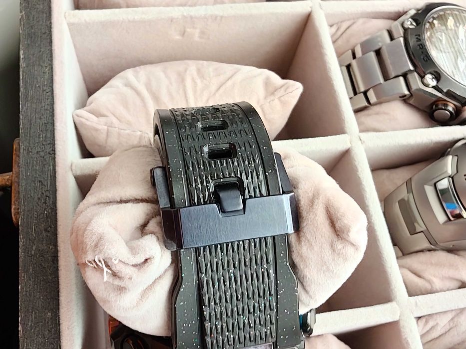 Casio G-Shock MTG MTG-B3000DN-1AER (świet. st. gwarancja)