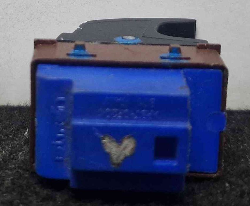 Botão / Interruptor de Abertura da Mala VW PASSAT B7 Variant (365) ano 2012