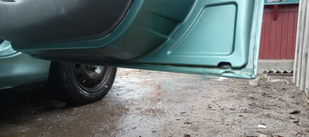 Обмін, Продам пежо 206 1.4