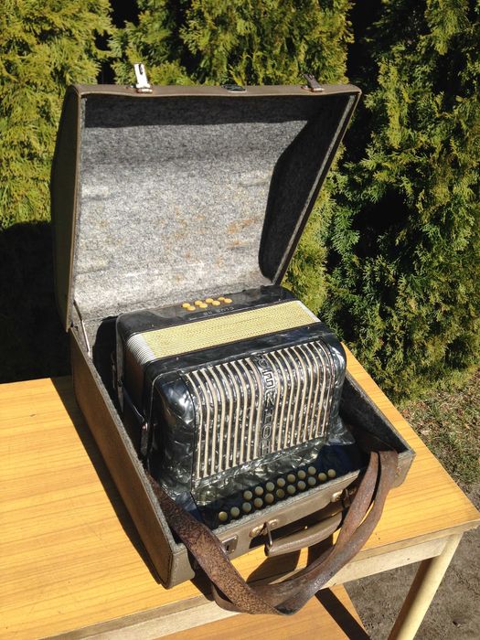 Akordeon guzikowy Heligonka HOHNER CLUB IIB Harmonia.