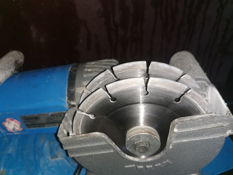 Bruzdownica  do betonu