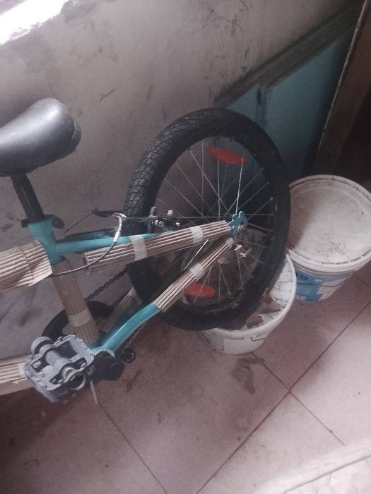 Vendo bicicleta nova