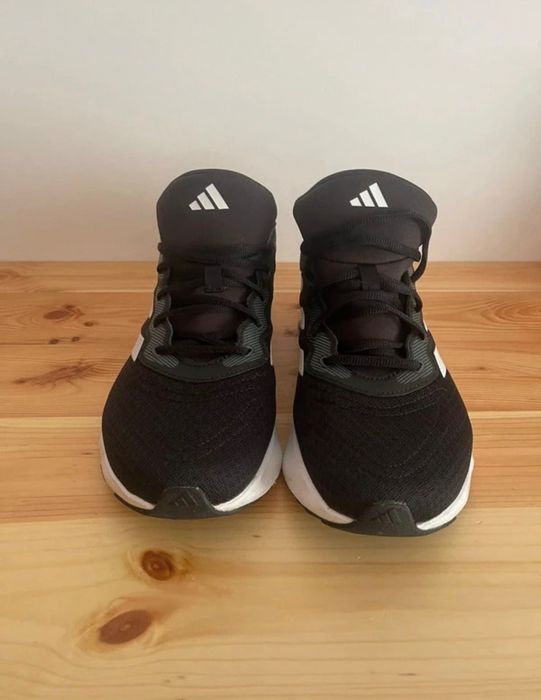 Adidas running switch move