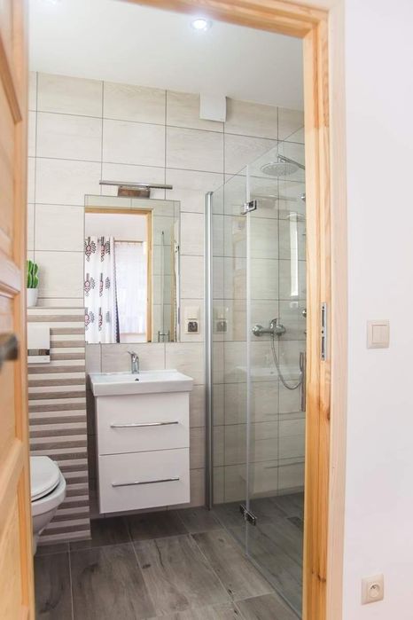 Pokoje i Apartamenty Góralskie Spanie obok Chochołowskich Term Witów