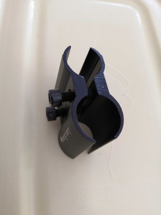 Vários fixadores de lanterna ou laser para arma novo a estrear