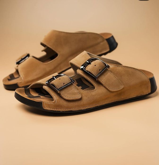 Шльопанці анатомічні