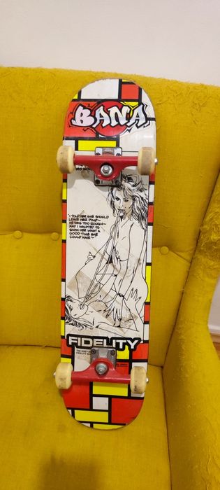 Skateboard Fidelity / Iron Trucks