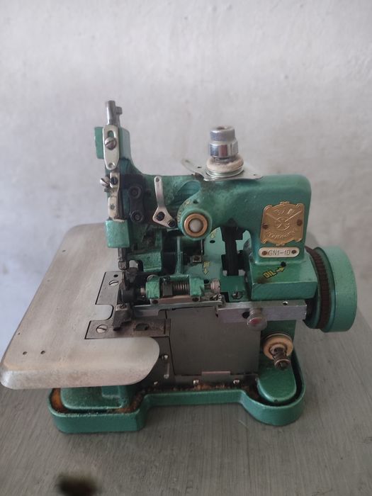 Оверлок бытовой промышленный