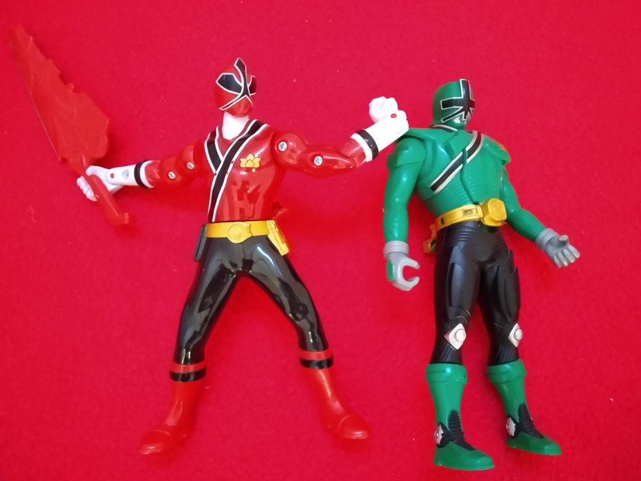 Zestaw figurek superbohaterów